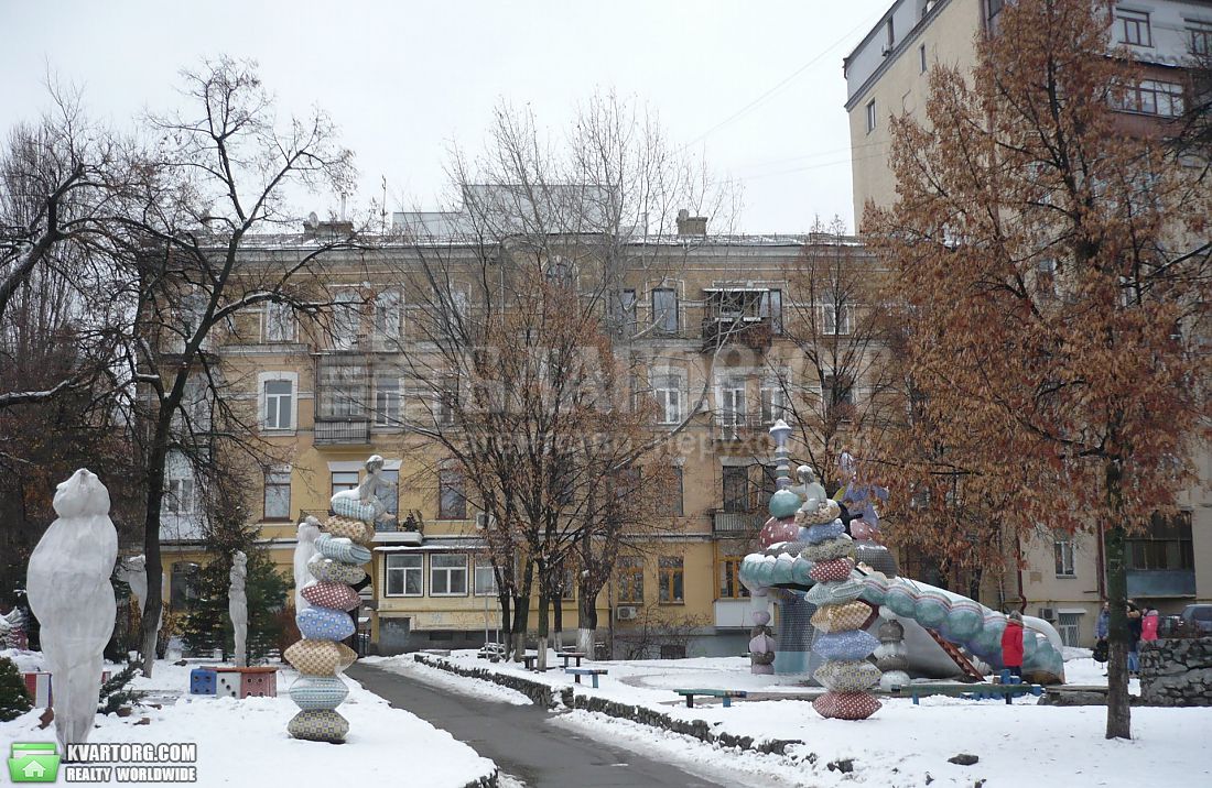 Rent out 2-room apartment. Киев,  Владимирская — photo 2