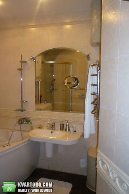 Rent out 3-room apartment. Киев,  Мечникова — photo 4