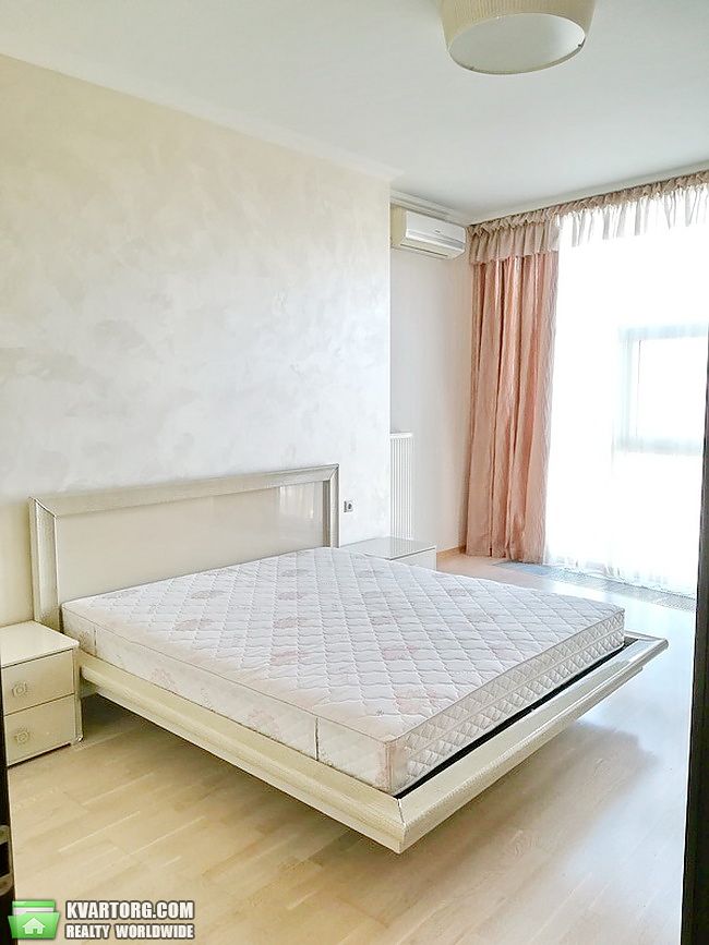 Rent out 4-room apartment. Киев, Зверинецкая — photo 3