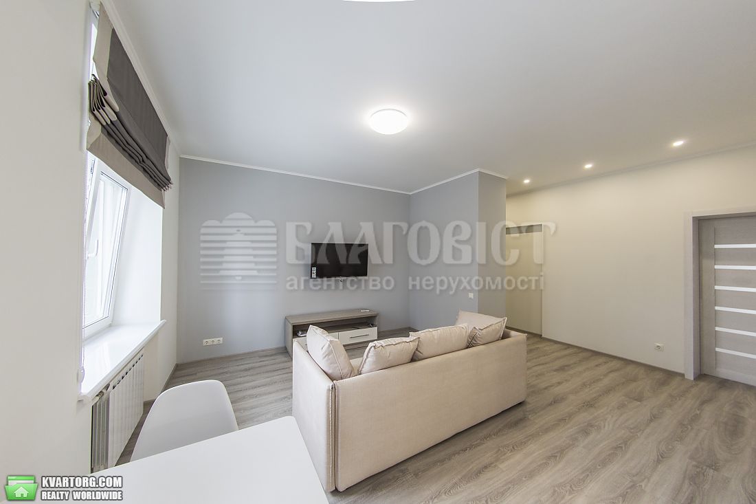 Rent out 2-room apartment. Киев,  Мазепы Ивана — photo 6