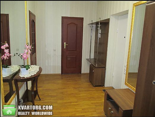 Rent out 2-room apartment. Киев,  Мельникова — photo 10