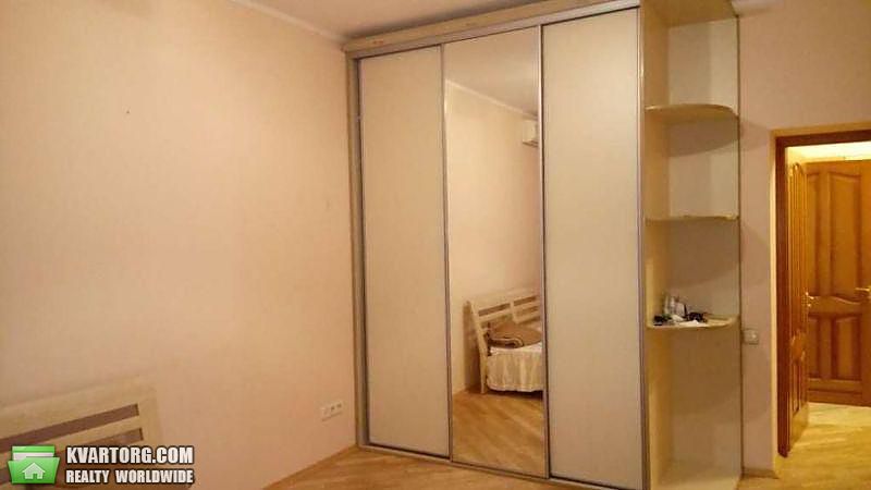 Rent out 3-room apartment. Киев,  Дмитриевская — photo 3
