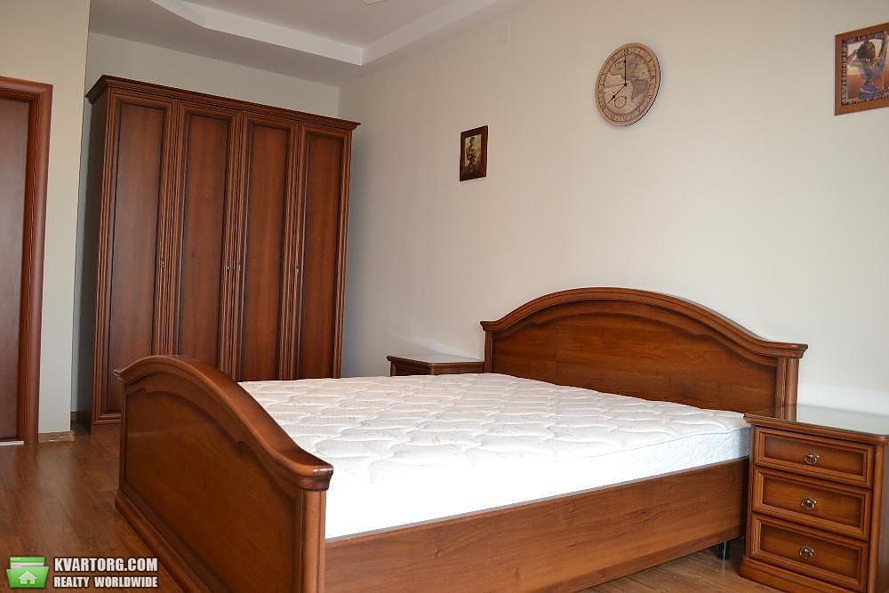 Rent out 3-room apartment. Киев,  Жилянская — photo 6