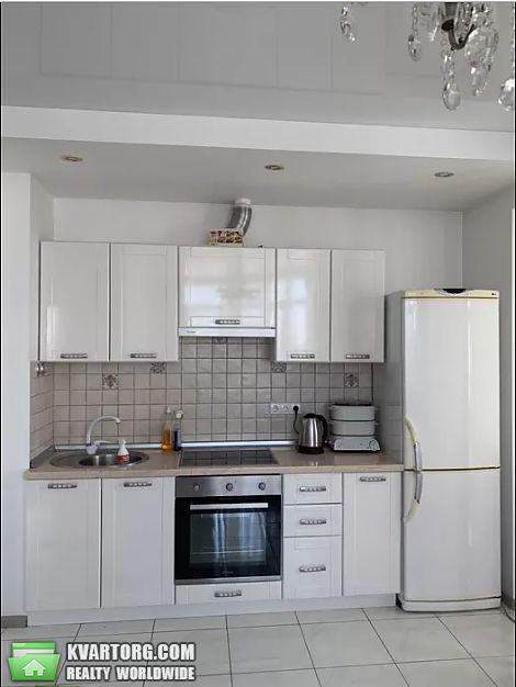 Rent out 1-room apartment. Киев, ст.м Демеевская, Феодосий — photo 1