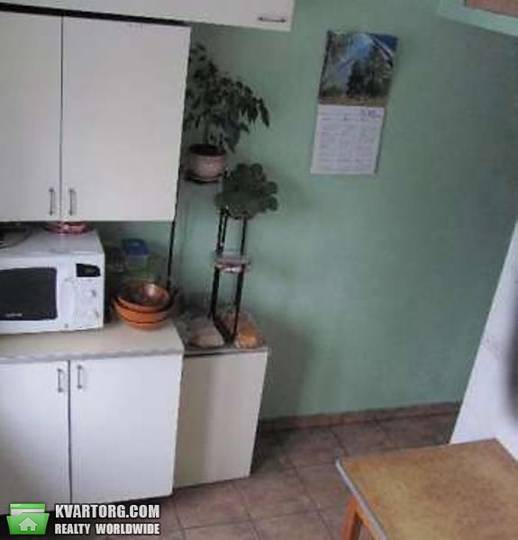 Sell 3-room apartment. Киев,  Краснопольская ул. — photo 8