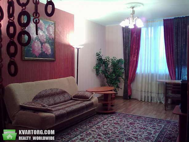 Rent out 2-room apartment. Киев,  Чавдар — photo 3
