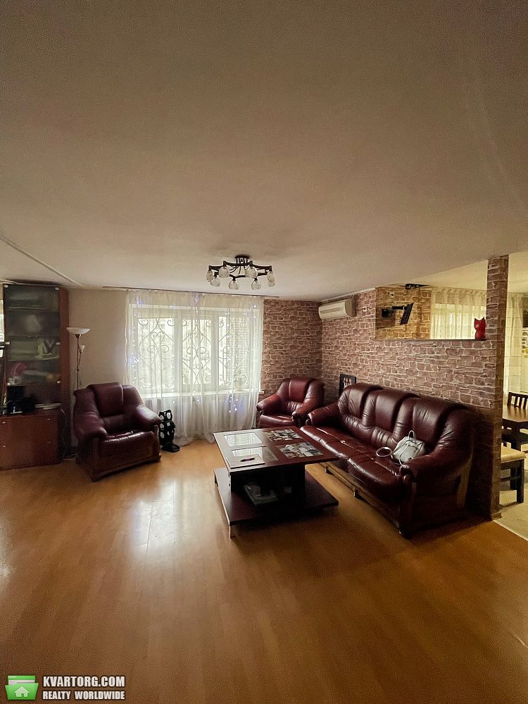 Sell 3-room apartment. Днепропетровск, Александра Поля пр — photo 1