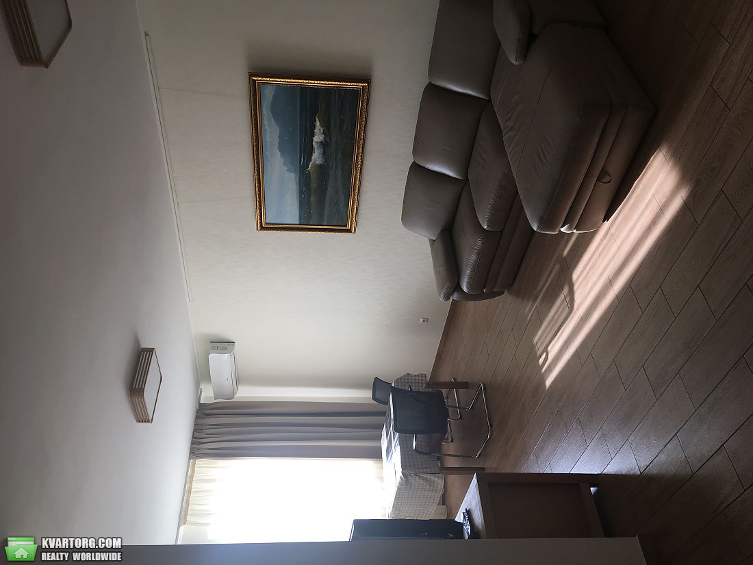 Sell 3-room apartment. Киев,  Красноткацкая — photo 2
