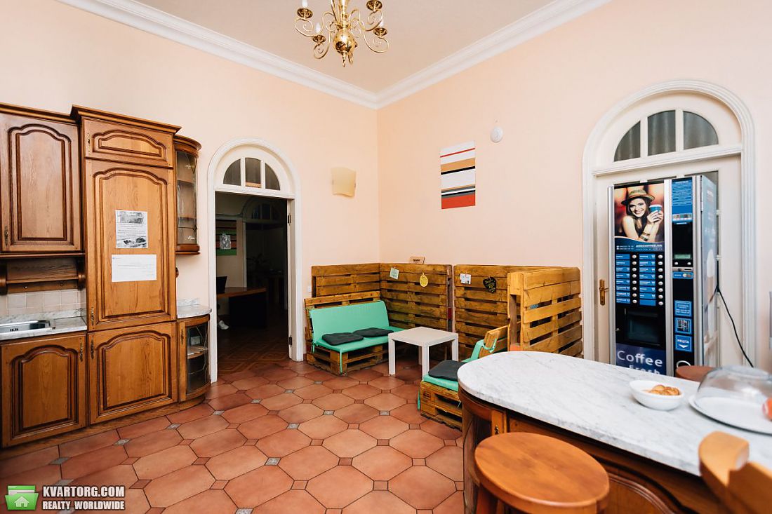 Rent out office. Киев, ул. Гетьмана Вадима — photo 4