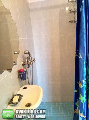 Rent out 1-room apartment. Киев, Лаборантный — photo 6
