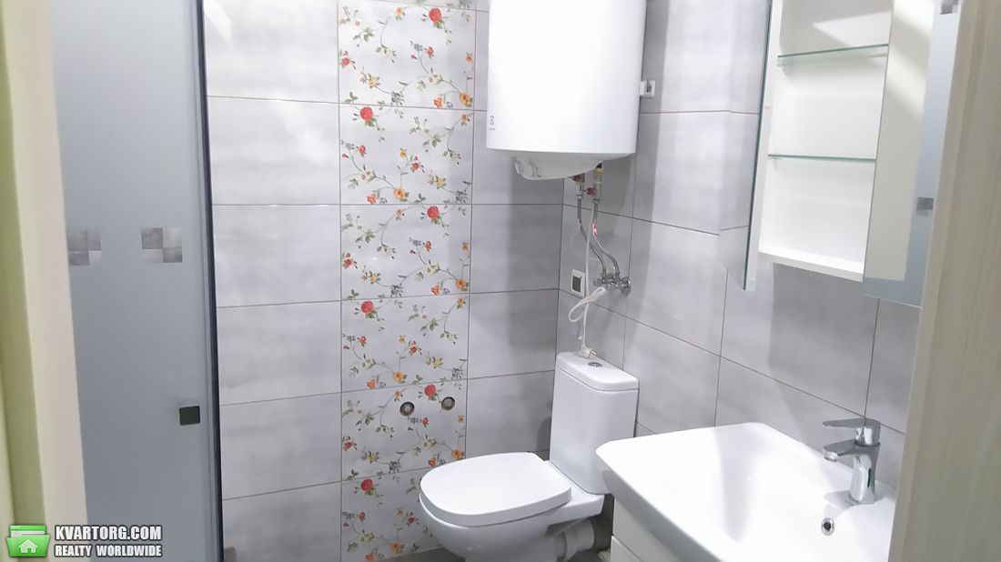 Rent out 1-room apartment. Киев,  Воскресенская — photo 5