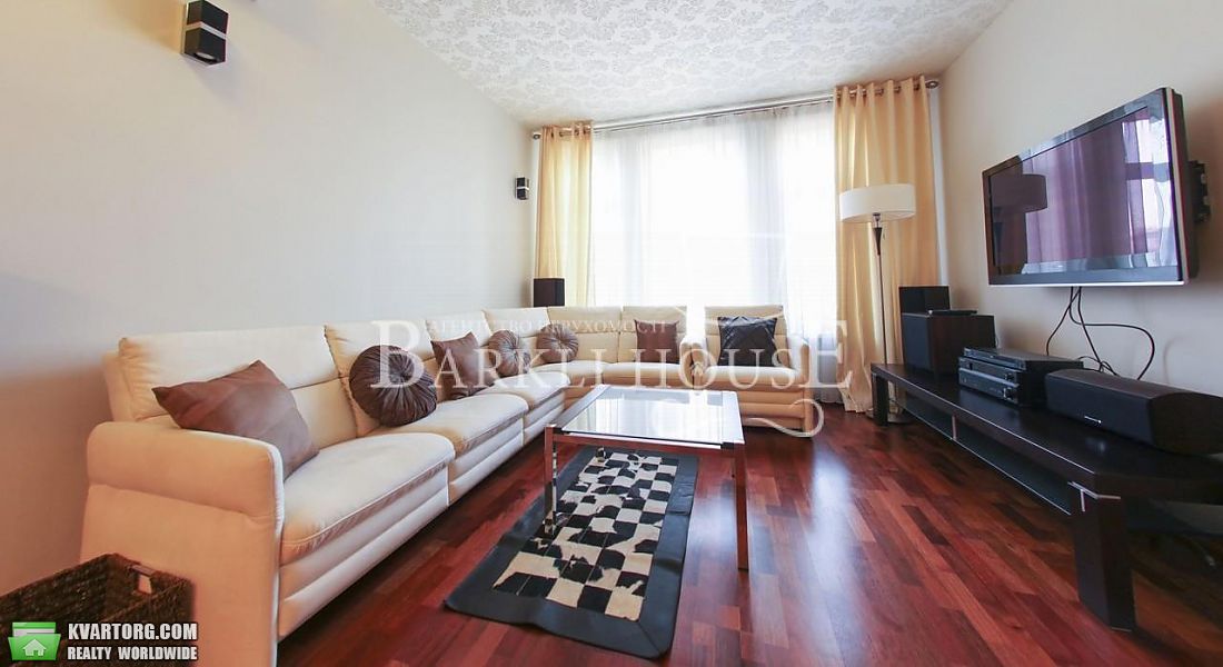 Rent out 3-room apartment. Киев,  Паньковская — photo 1