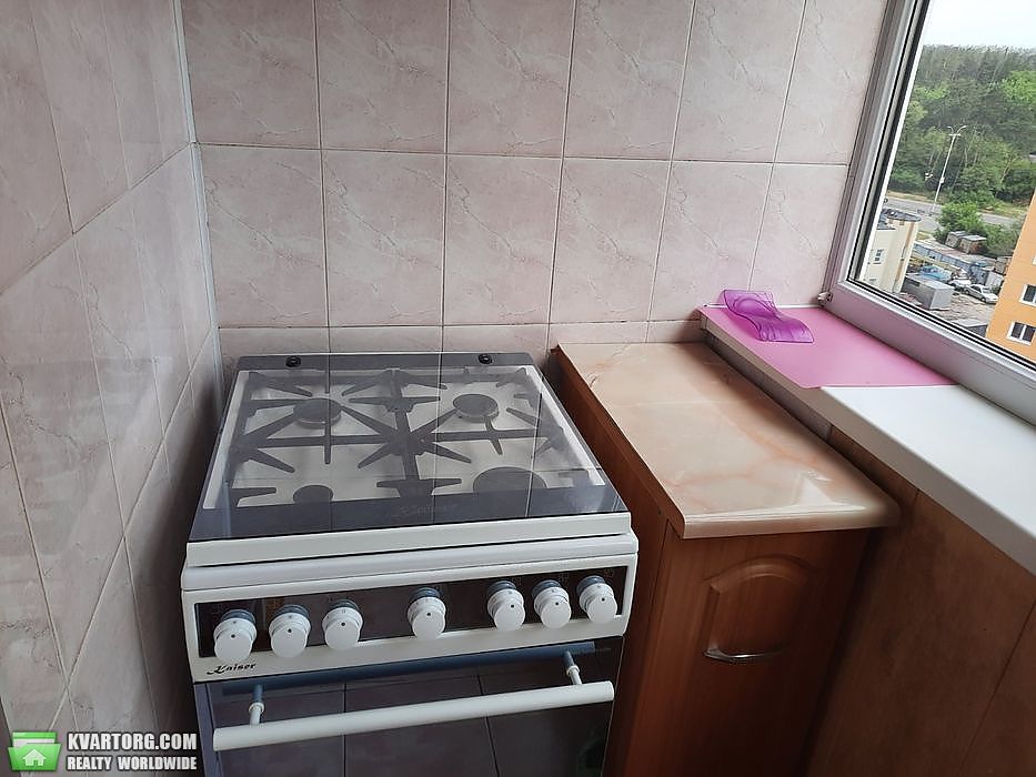 Rent out 3-room apartment. Киев,  Кондратюка — photo 4