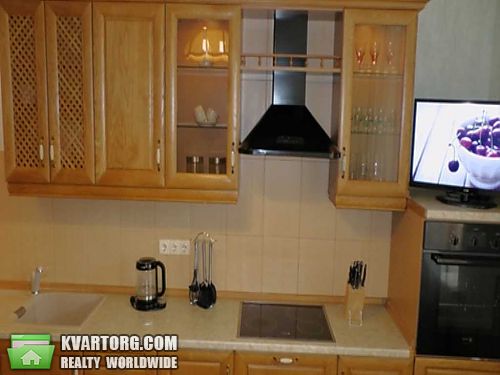 Rent out 2-room apartment. Киев, Леси Украинки бул — photo 5