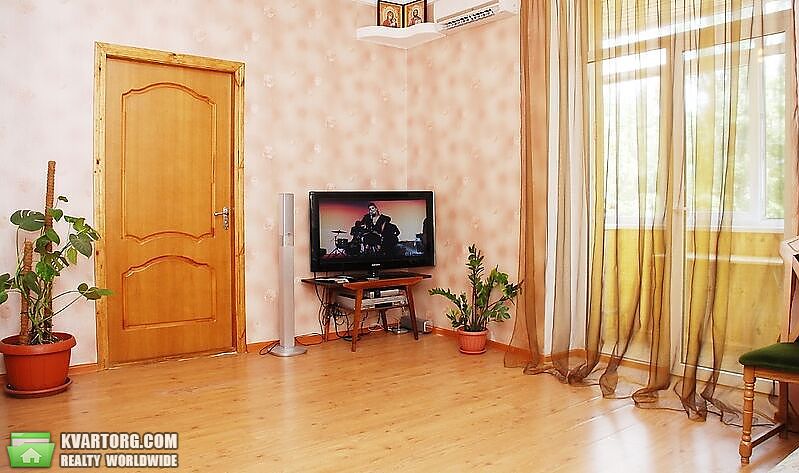 Sell 3-room apartment. Киев,  Харьковское шоссе — photo 8
