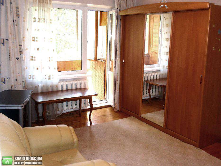 Rent out 2-room apartment. Киев,  Правды пр — photo 1