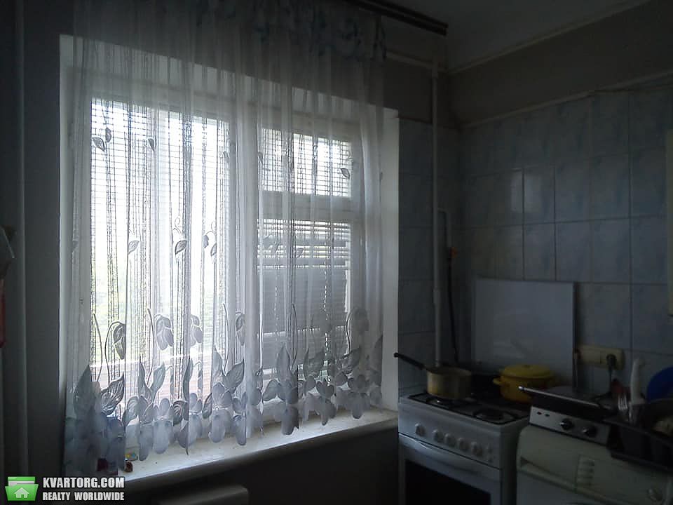 Rent out 1-room apartment. Киев,  Березняковская — photo 3