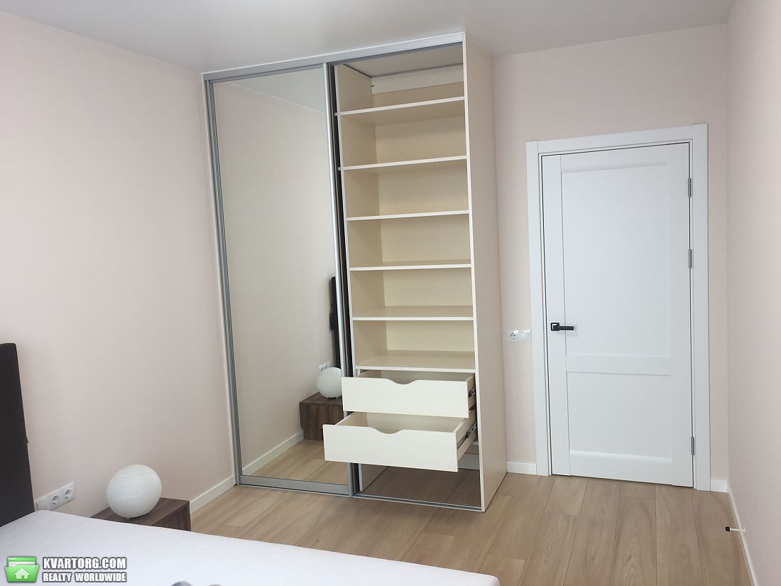 Rent out 1-room apartment. Киев,  Антоновича — photo 1