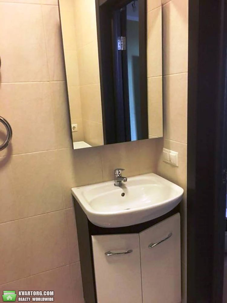 Rent out 1-room apartment. Киев,  Ахматовой — photo 4
