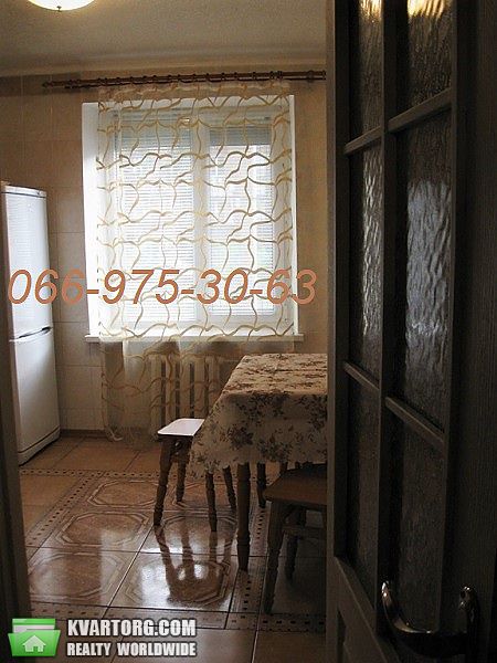 Rent out 2-room apartment. Киев,  Леси Украинки бул — photo 9