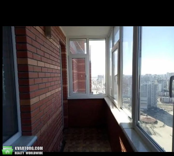 Rent out 1-room apartment. Киев,  Ревуцкого — photo 8