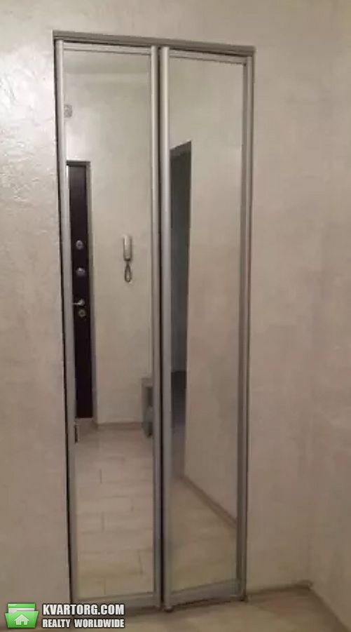 Sell 2-room apartment. Киев,  Урловская — photo 5
