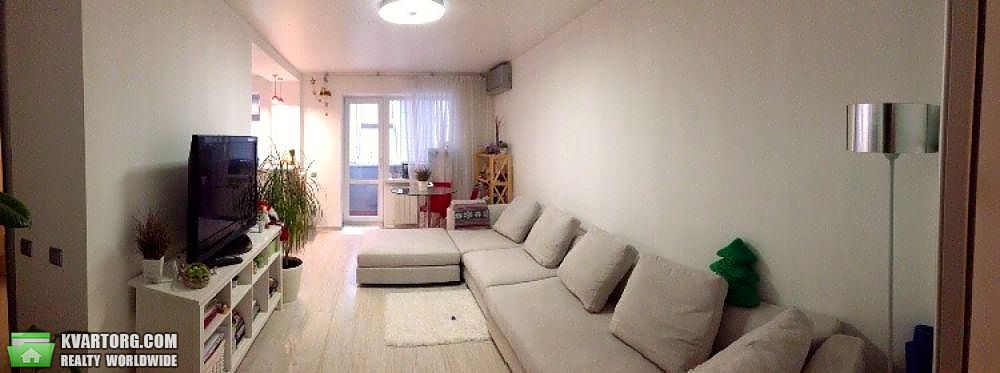 Rent out 2-room apartment. Киев,  Московская — photo 1
