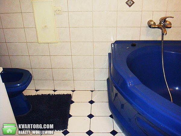 Rent out 3-room apartment. Киев,  Выборгская — photo 8