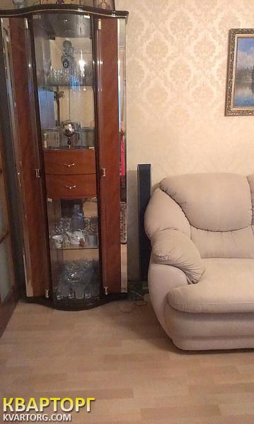 Sell 2-room apartment. Киев, Ирпенская — photo 1