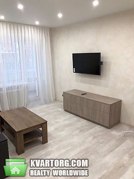 Rent out 2-room apartment. Киев,  Барбюса — photo 8