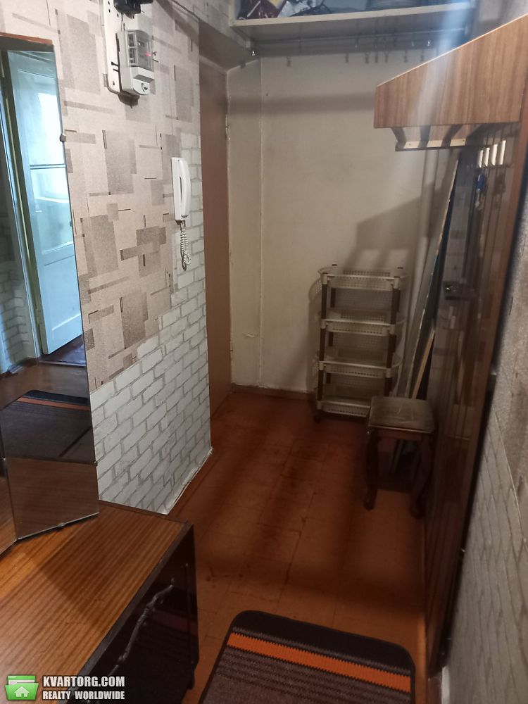 Rent out 1-room apartment. Запорожье, проспект Соборный — photo 4