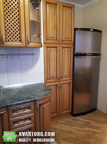 Rent out 3-room apartment. Киев,  Лятошинского — photo 6