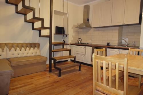 Rent out 2-room apartment. Одесса, вулиця Новосельського — photo 2