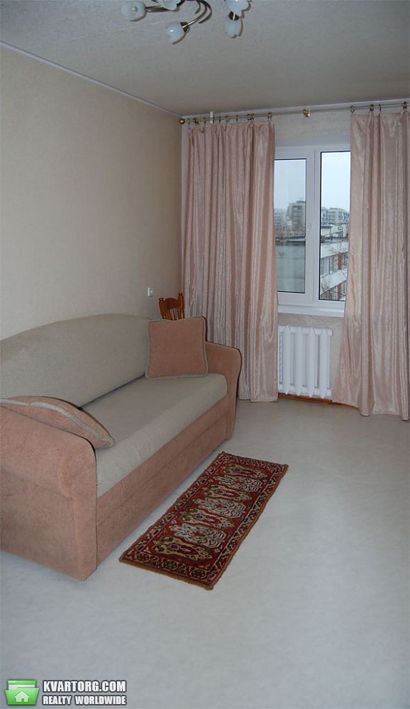 продам 3-комнатную квартиру. Киев,   Лайоша Гавро - фото 1