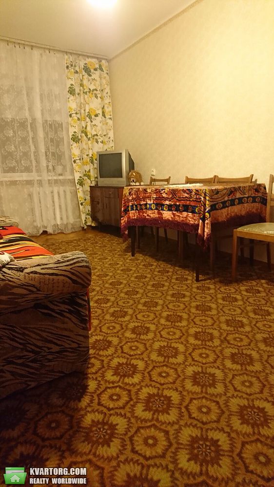 Rent out 2-room apartment. Киев,  Запорожца — photo 5