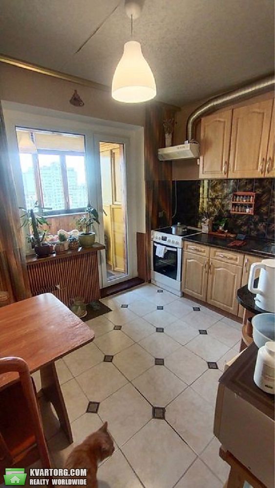 Sell 2-room apartment. Киев,  Радунская — photo 2