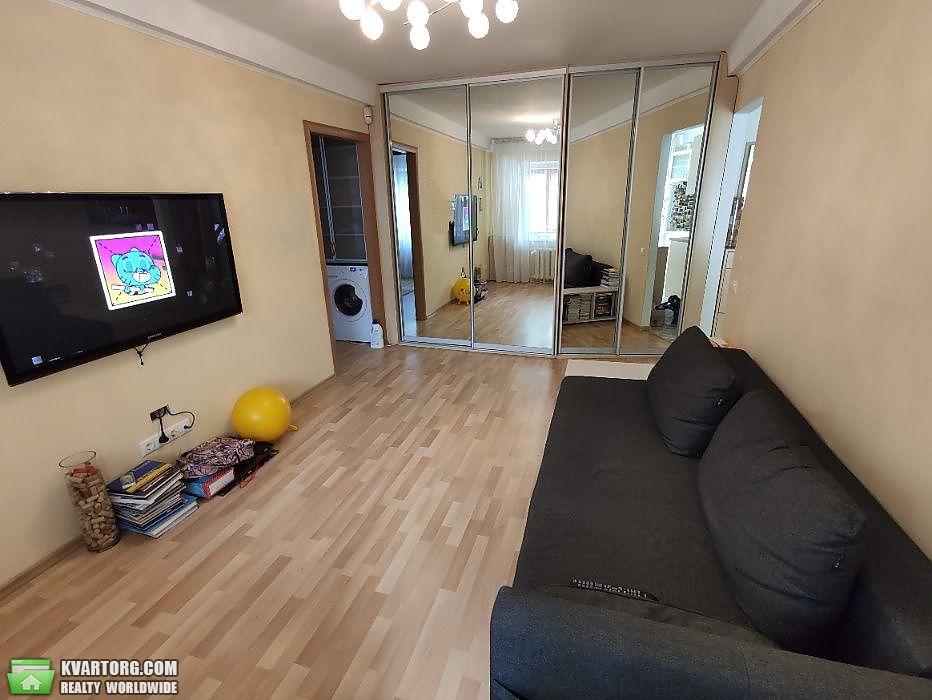 Sell 2-room apartment. Киев,  Васильковская — photo 3