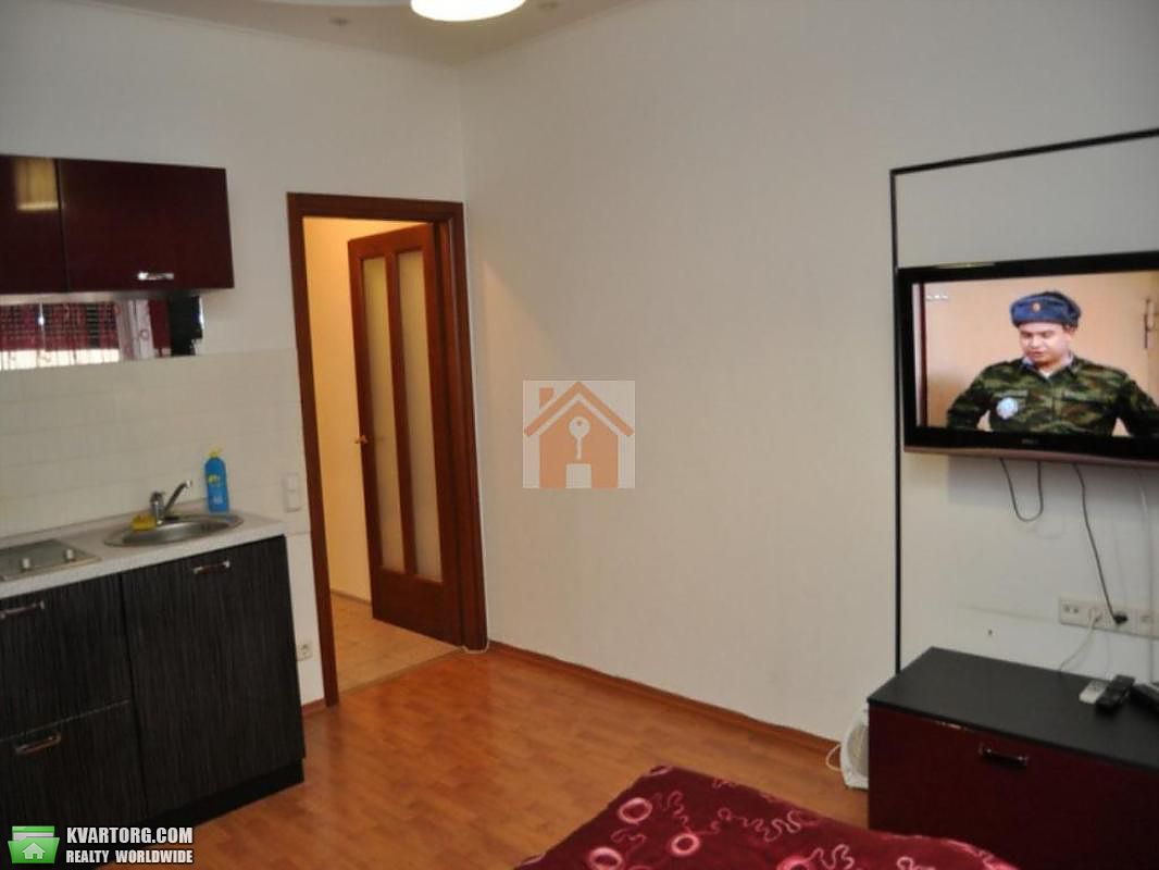 Rent out 1-room apartment. Харьков, чернышевская — photo 1