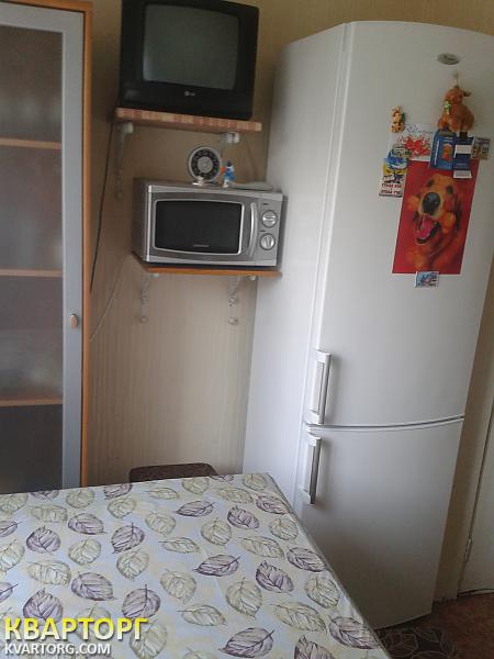 Rent out 1-room apartment. Киев, Жукова — photo 6
