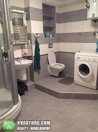 Rent out 3-room apartment. Киев, ул. Декабристов — photo 9