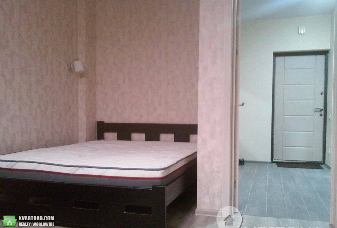 Rent out 1-room apartment. Киев, гарматная — photo 6