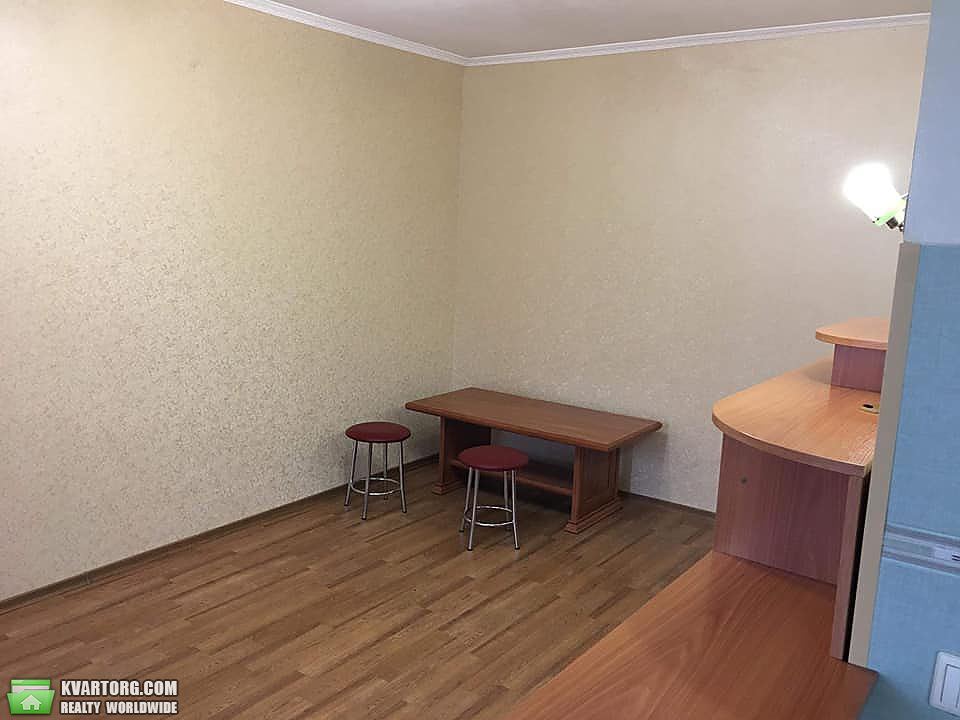 Rent out 1-room apartment. Киев,  Картвелишвили — photo 3