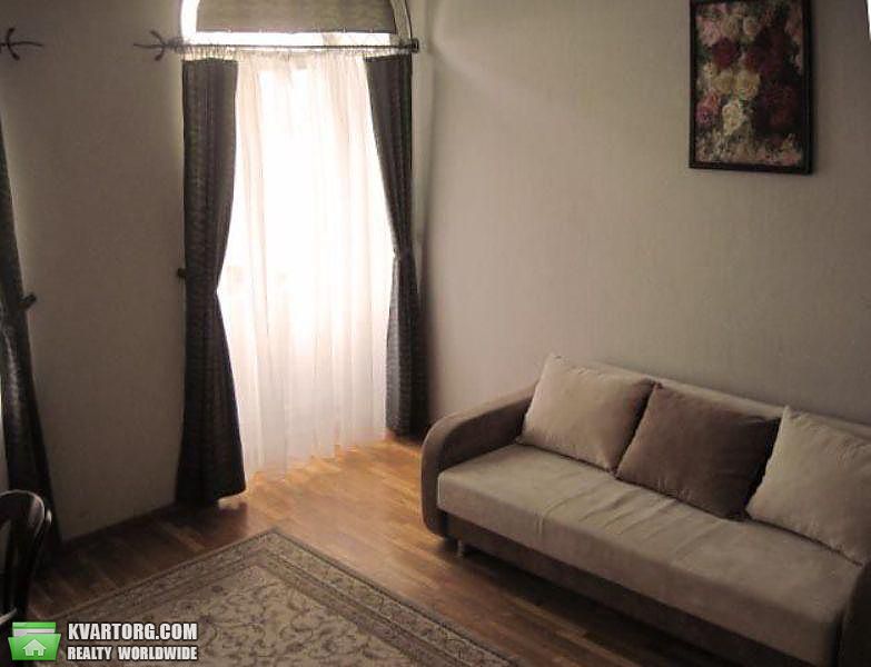 Rent out 3-room apartment. Киев,  Предславинская — photo 2