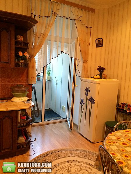 Sell 2-room apartment. Киев, Саксаганского — photo 2