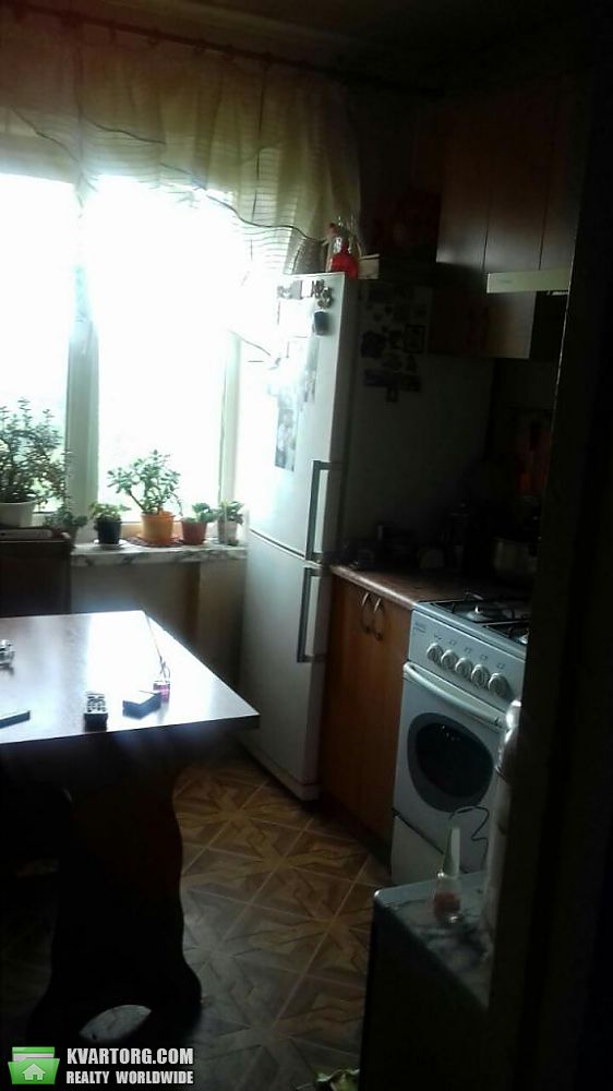 Sell 2-room apartment. Днепропетровск, Тополь-2 — photo 2
