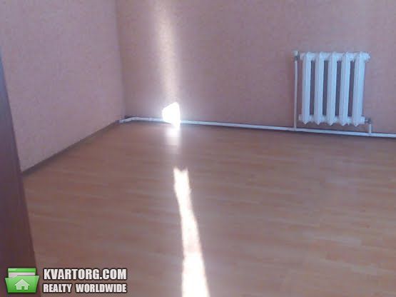 Rent out 4-room apartment. Днепропетровск, передовая — photo 1