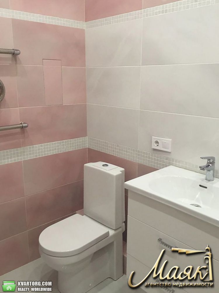 Sell 2-room apartment. Киев,  Щорса — photo 8