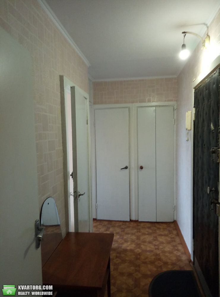 Rent out 2-room apartment. Киев, Лесной проспект — photo 8