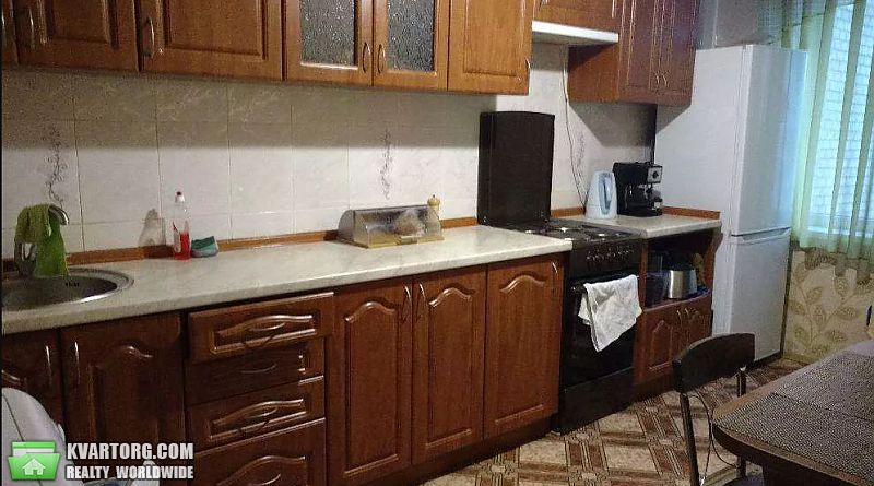 Sell 3-room apartment. Киев,  Харьковское шоссе — photo 1