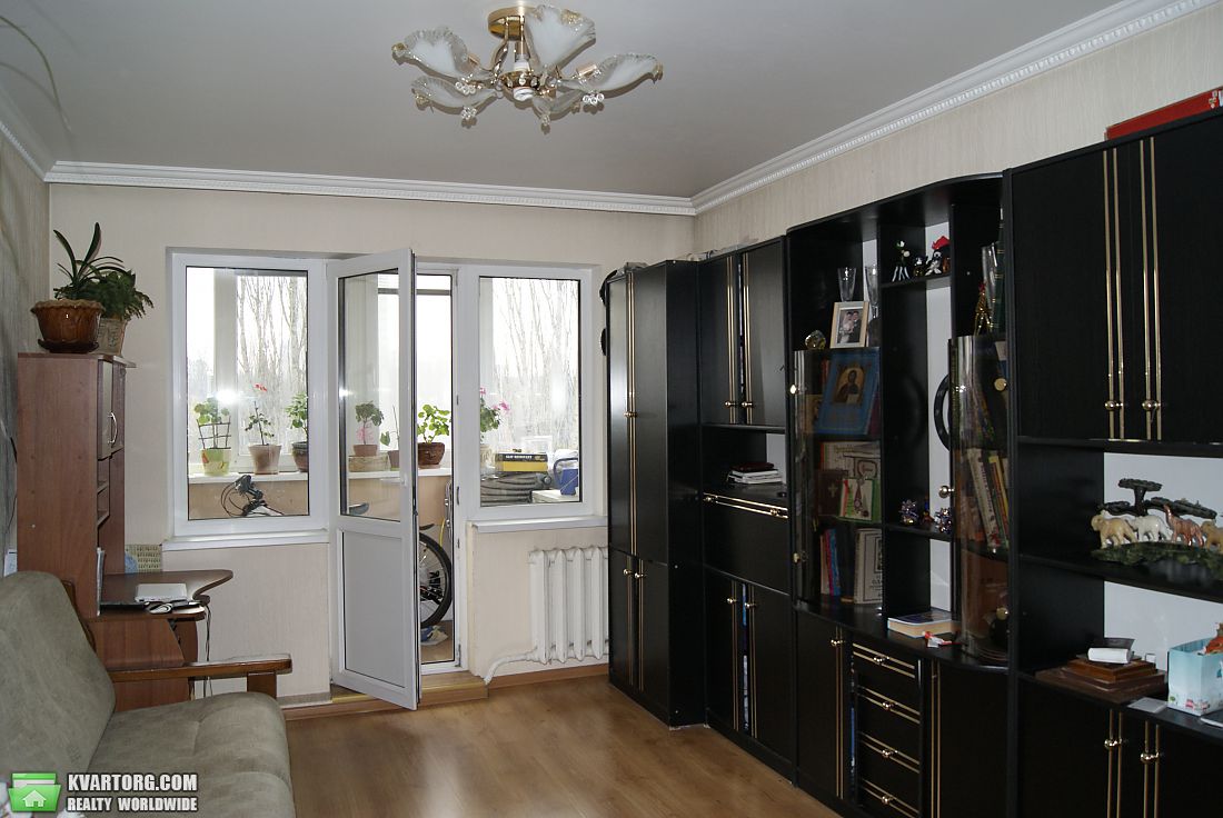 Sell 1-room apartment. Киев,  Щусева — photo 2